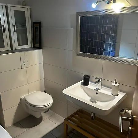 Koeln Wohnung 4 Min Naehe Von Hbf Und Dom Mit Garten ,Balkon & Office Exterior photo