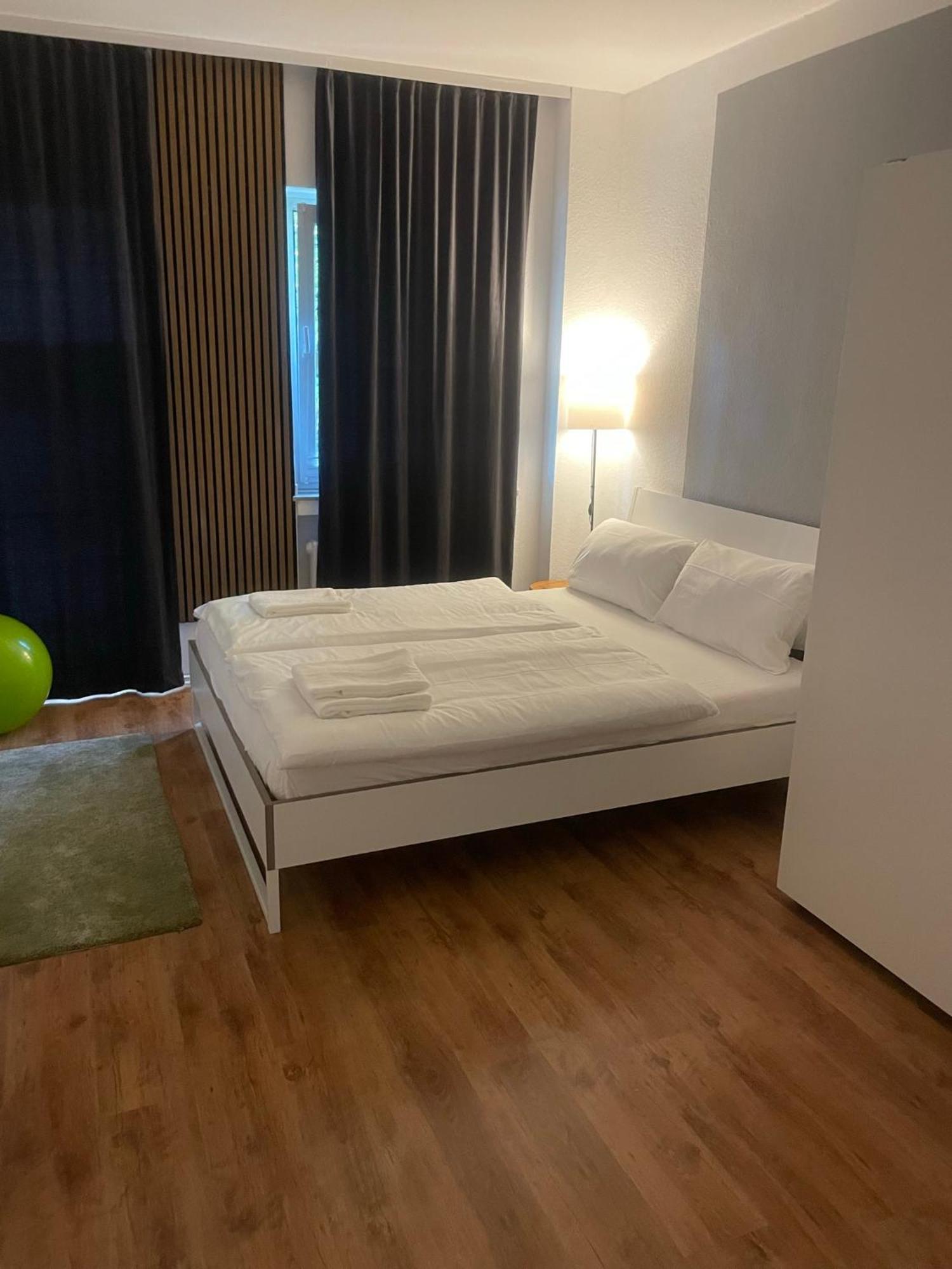 Апартаменты 4 Min Naehe Von Hbf Und Dom Mit Garten ,balkon & Office Кёльн